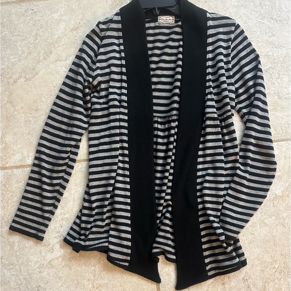 Black and Gray Stripes Long Sleeves Cardigan